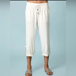 Go by GoSilk Tan ICONIC Go Parachute Capri Jogger 100% Silk Pants Size Small